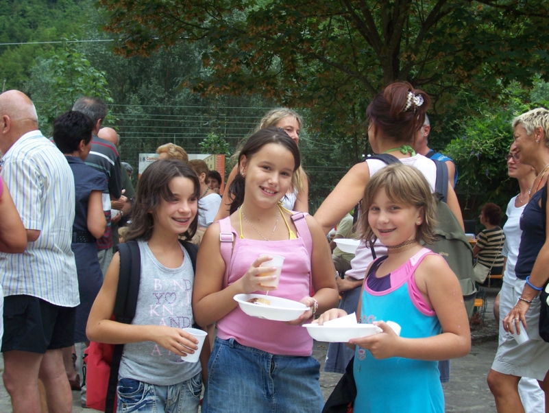  Image name: Estate128.jpg 
 width: 801 pixel 
 height: 602 pixel 
 Size: 438442 bytes 
 Click to enlarge 